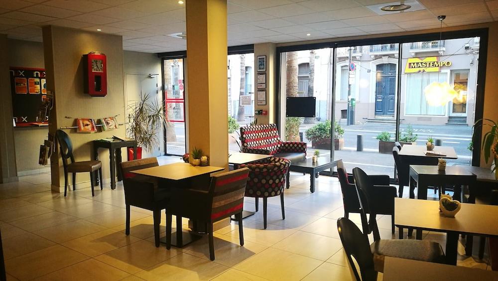 Nyx Independant Centre Gare 3*