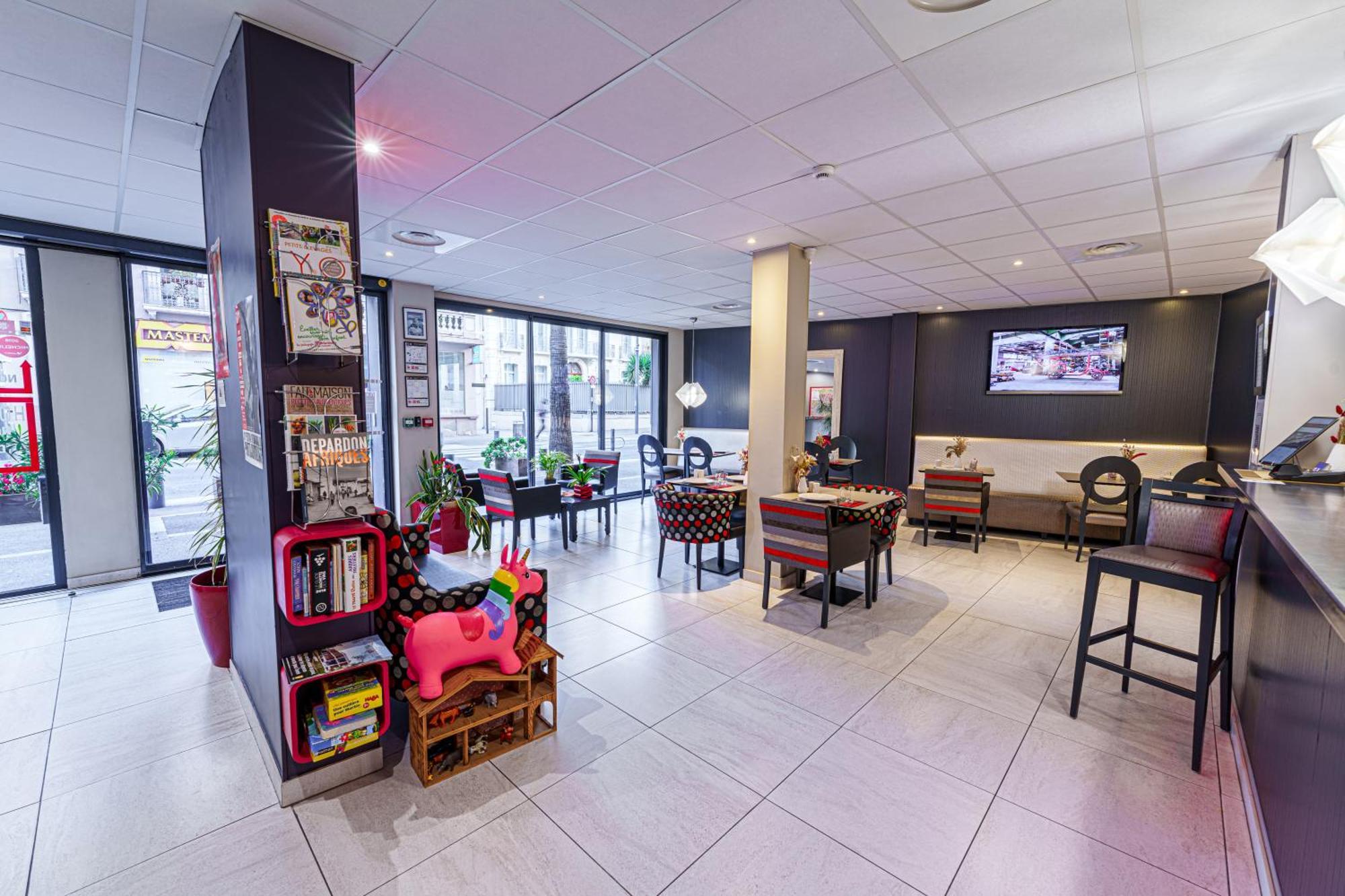 Nyx Independant Centre Gare Hotel 3*