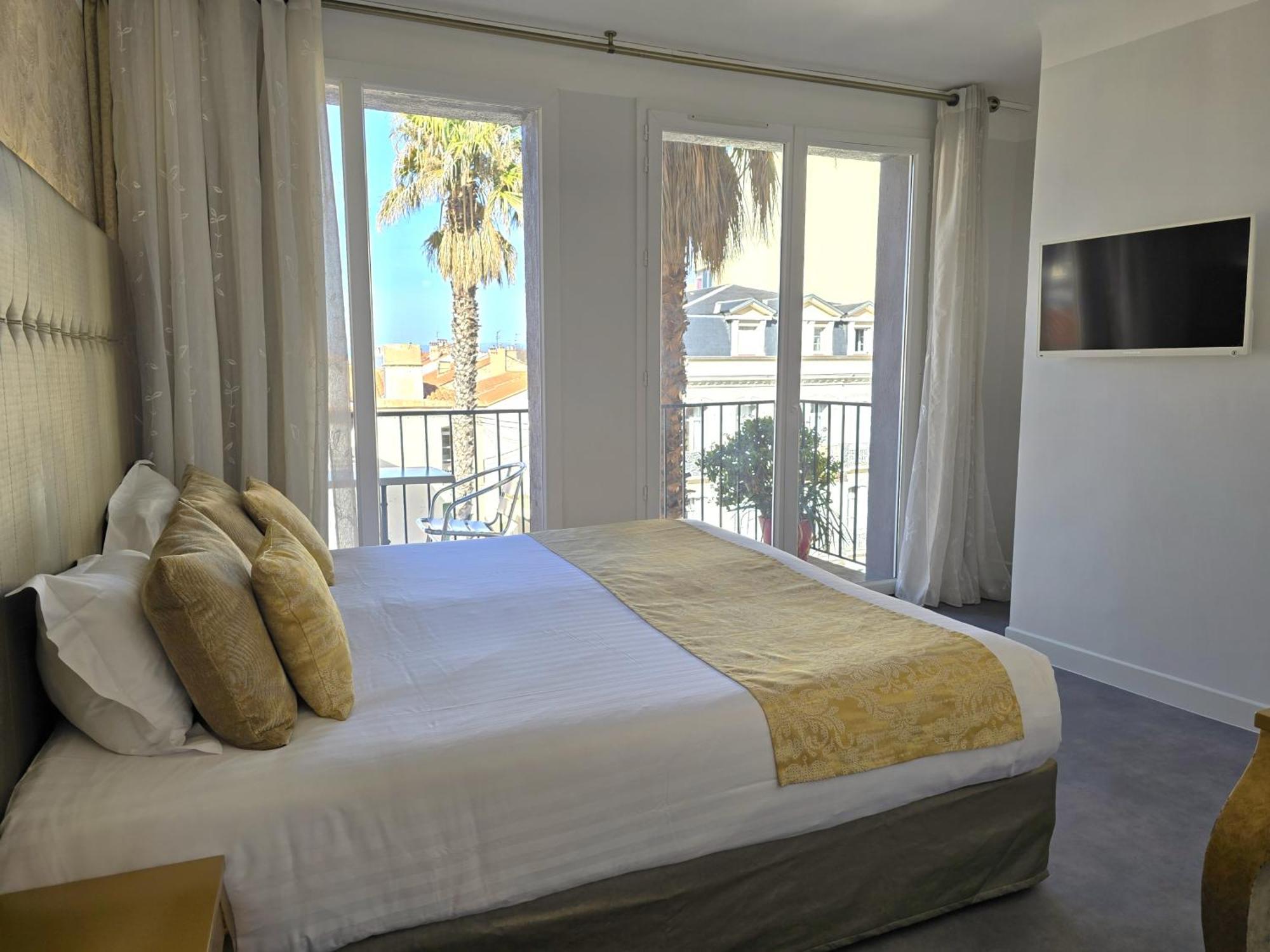 Hotel Nyx Independant Centre Gare 3*